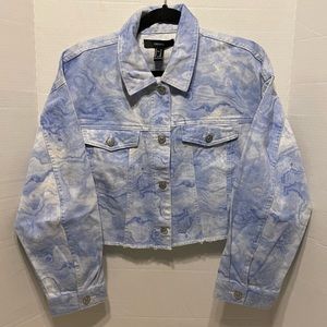 NWT: Women’s Size Medium Cropped Frayed Jacket/Shacket Blue Marble by Forever 21